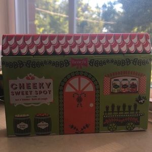 Benefit Holiday Cheek Set